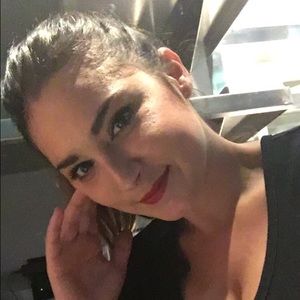 Meet your Posher, Alisha