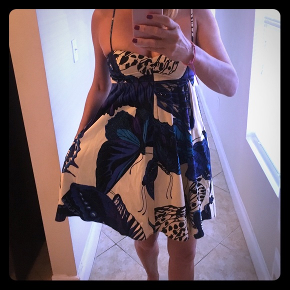 Strap butterfly dress .betsey Johnson