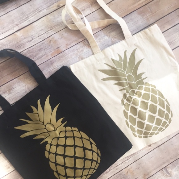 Pineapple 🍍 Tote - Black - Picture 3 of 4
