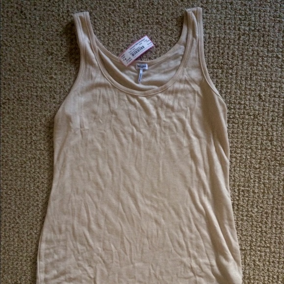 Splendid pink metalic tank top