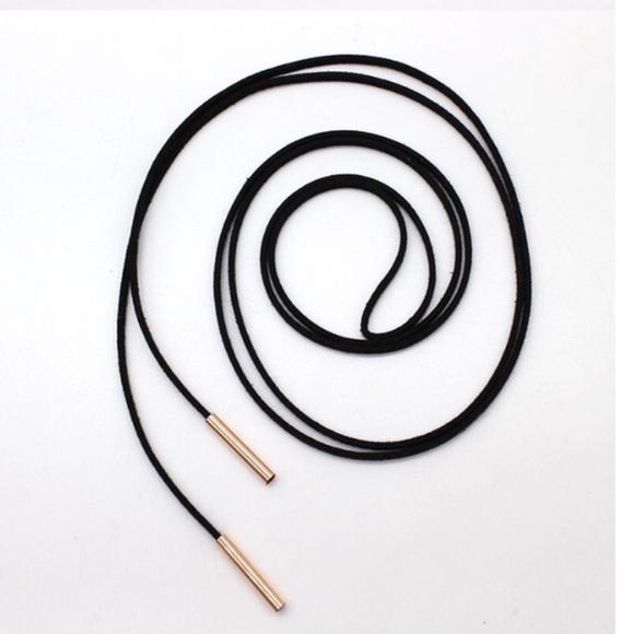 Black leather choker necklace with rose gold ends - Picture 3 of 4