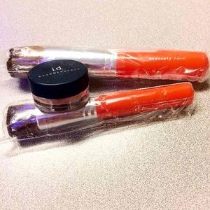 🎉SALE🎉🆕bareMinerals Blush & 2 BlushBrushes