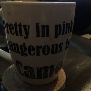 Meet your Posher, Cynthia