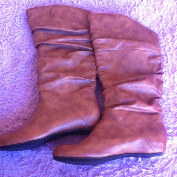 👢Brown scrunchy boots 👢
