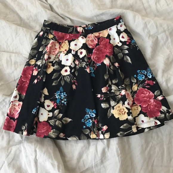 Forever 21 skater skirt