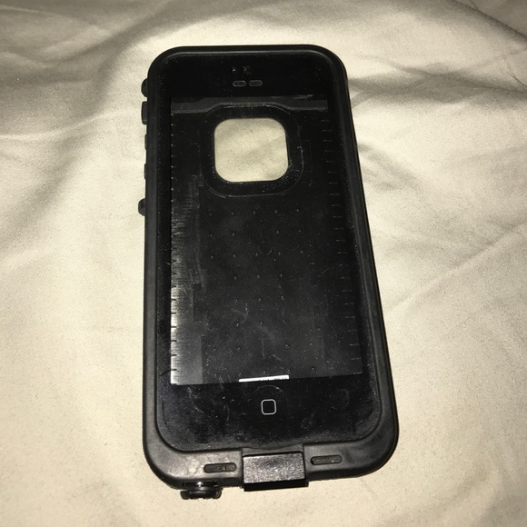 Black iPhone 5 life proof case