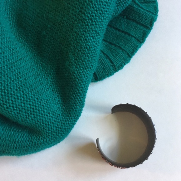 Decorative Cuff - Picture 2 of 3