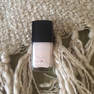 BRAND NEW w/out TAGS-CHANEL POLISH-125 BIKINI ROSE