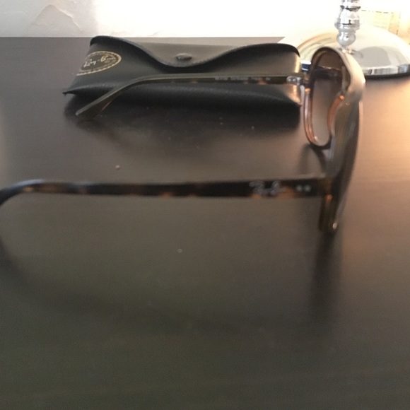 Brown ray bans!