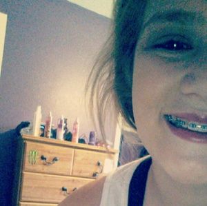 Meet your Posher, Dena