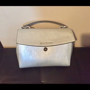 Authentic!!! Michael Kors Ava Bag!!