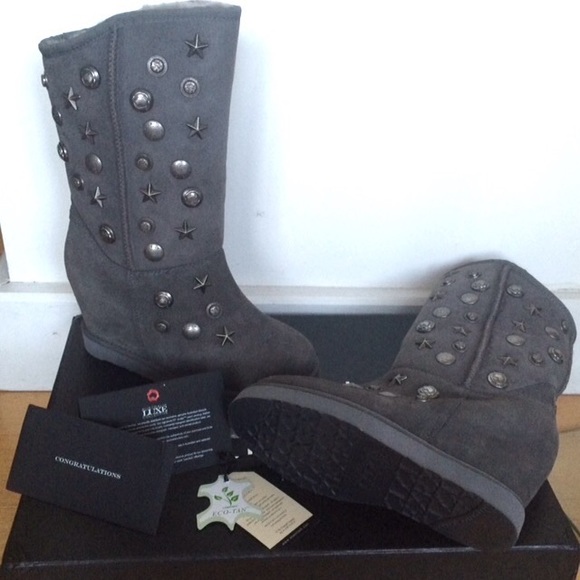 Sheepskin WEDGE Studded Boots 8 NEW! Shearling Fur - Picture 2 of 7