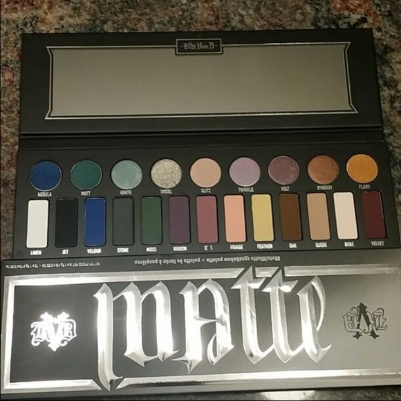 KatVoND metal matte eyeshadow