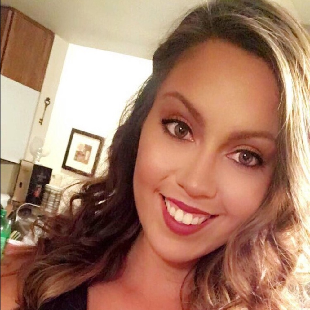 Meet your Posher, Robyn