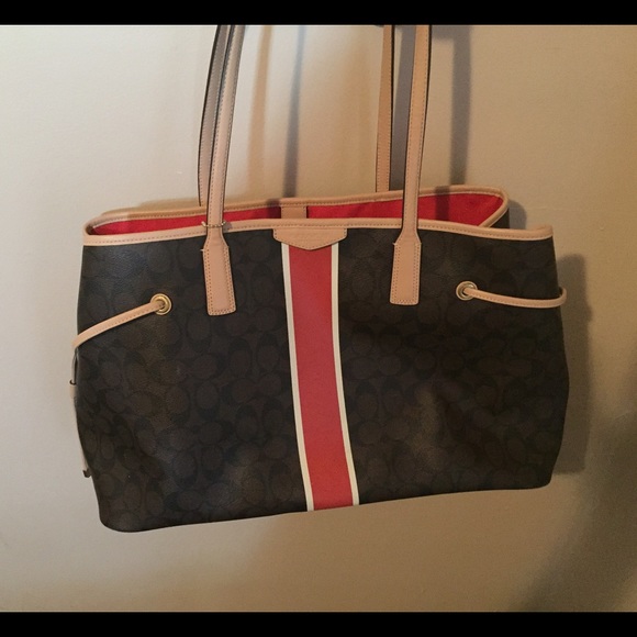 Authentic!! Coach shoulder bag!