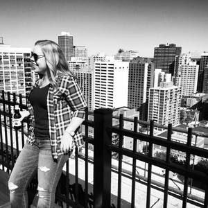 Meet your Posher, Lydia