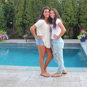 Meet your Posher, Julia