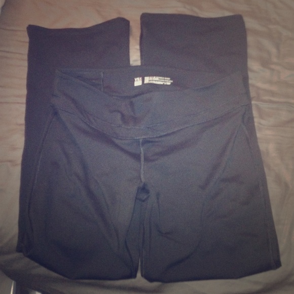 Yoga pants black large