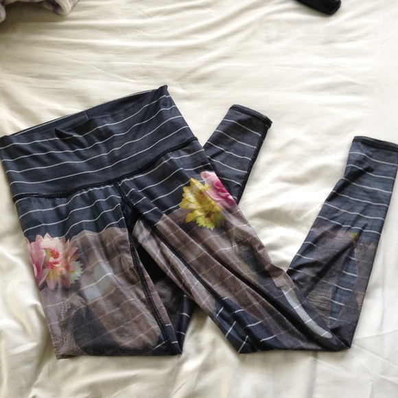 Teeki hot pants