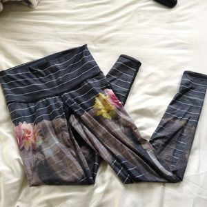 Teeki hot pants