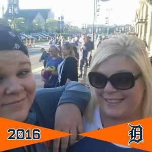 Meet your Posher, Debbie