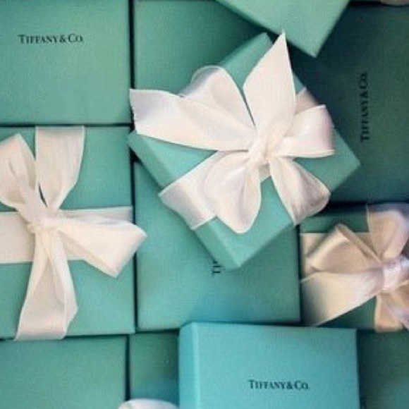 Tiffany & Co Boxes and dust bags.... - Picture 2 of 4