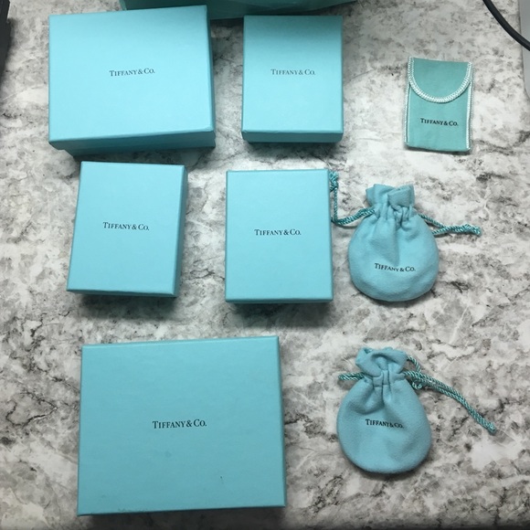 Tiffany & Co Boxes and dust bags.... - Picture 3 of 4