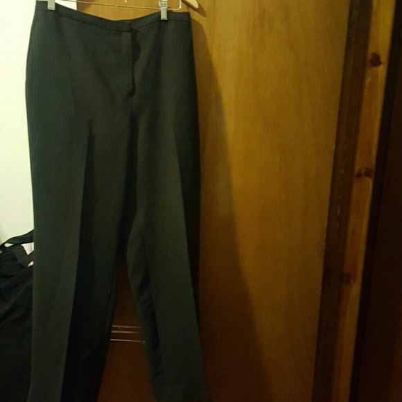 Tahari pant suit - Picture 3 of 4