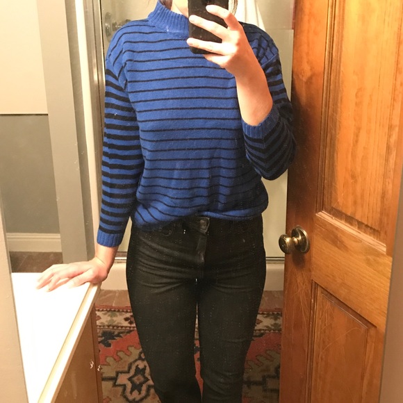 Vintage mock neck turtleneck striped sweater