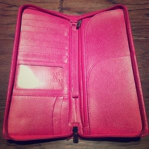 Travel wallet
