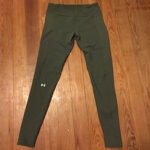 UA fleece leggings