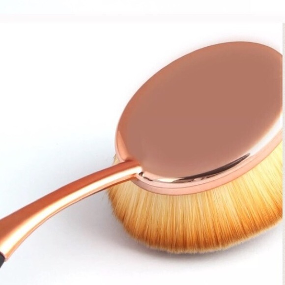 Brand New Oval Multipurpose Makeup Brushes & Box - Picture 3 of 4