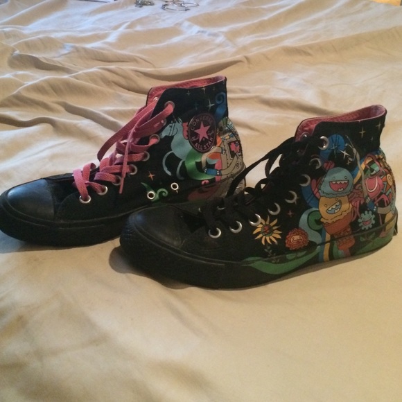 Black and pink unicorn converse