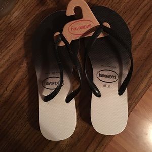 BNwT Ombré Havianas flip flops