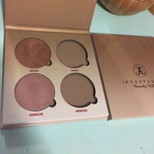 Half a Anastasia Dun Dipped Pallet
