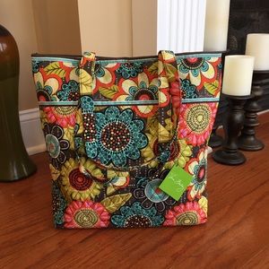 Vera Bradley NWT Tote in Flower Shower