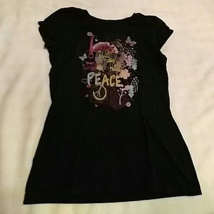 Graphic "Peace" tee
