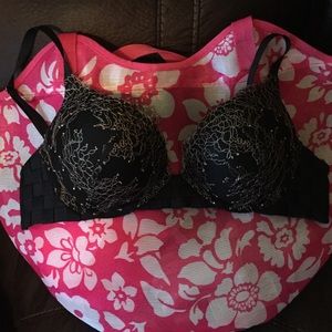 Victoria Secret Bombshell Bra