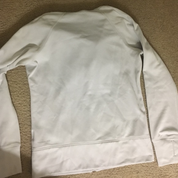 nike jacket - Picture 3 of 3