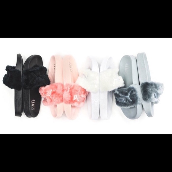 ISO!!!!! pUMA FENTY SLIDES - Picture 1 of 1
