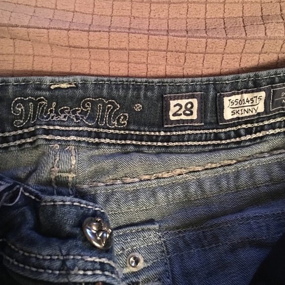 Miss Me Jeans - Picture 4 of 4
