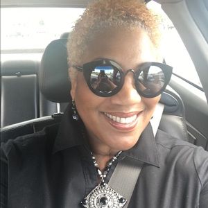 Meet your Posher, Nancy