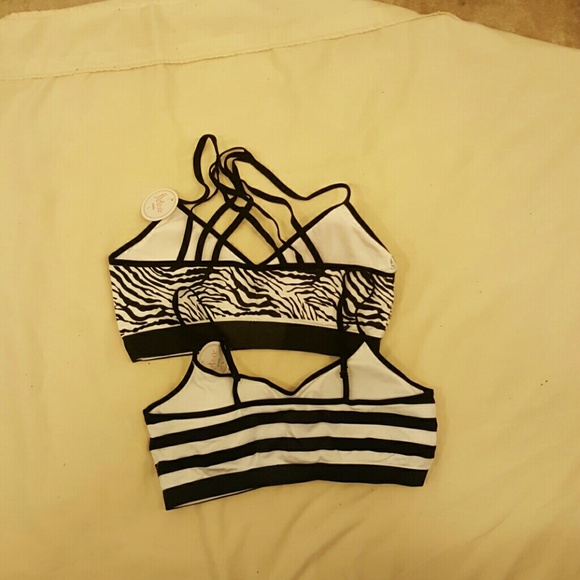 2 bras size large - Picture 2 of 2