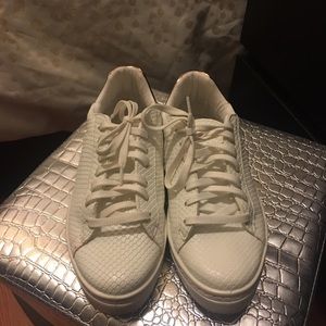 PRICE DROP!!🌟🌟 Embossed Miss Selfridge Sneakers