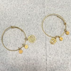 Clea Ray two charm bracelet bundle / lot