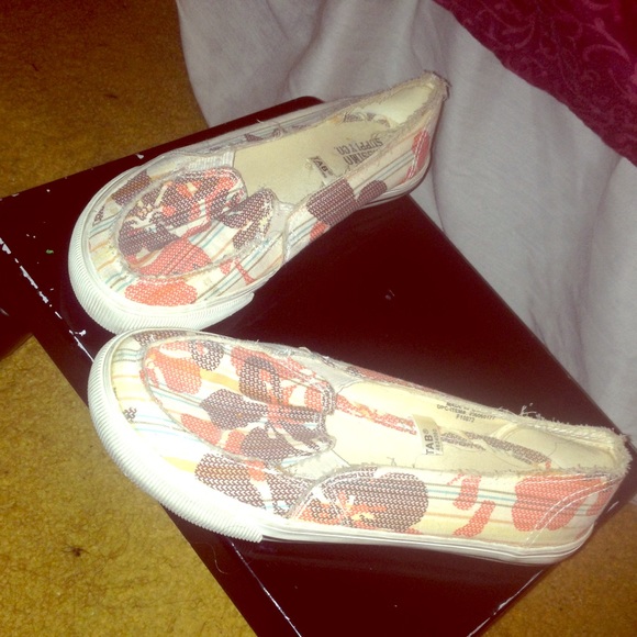 Mossimo supply co.(flats)