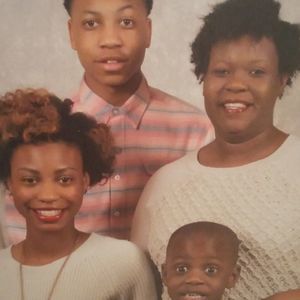 Meet your Posher, Lakeisha