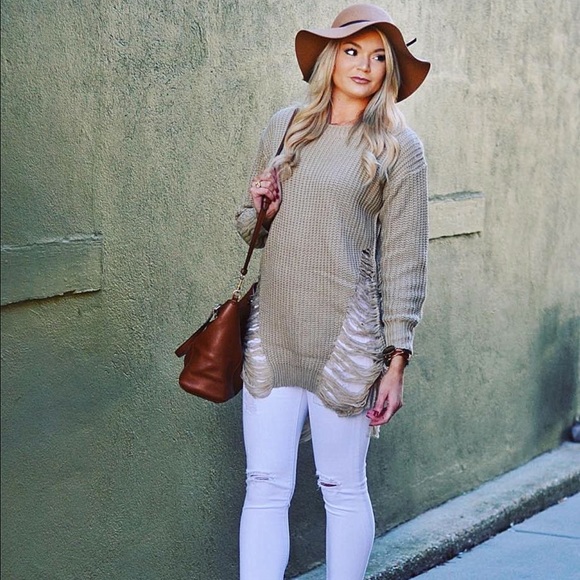 TAN DISTRESSED SWEATER