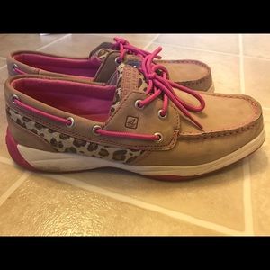 Adorable sperrys