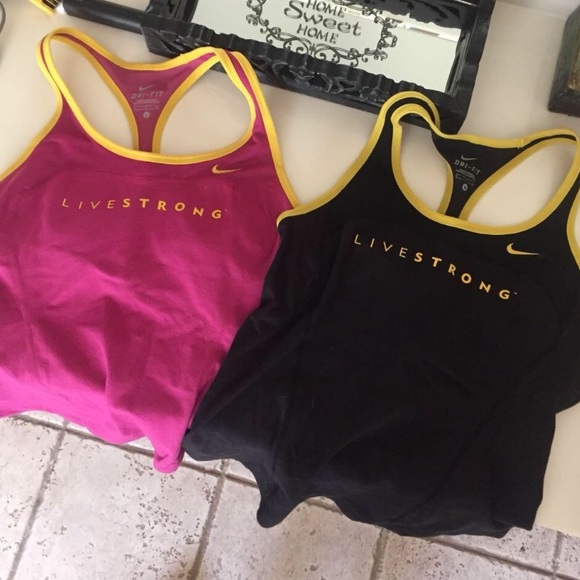 Nike workout tops